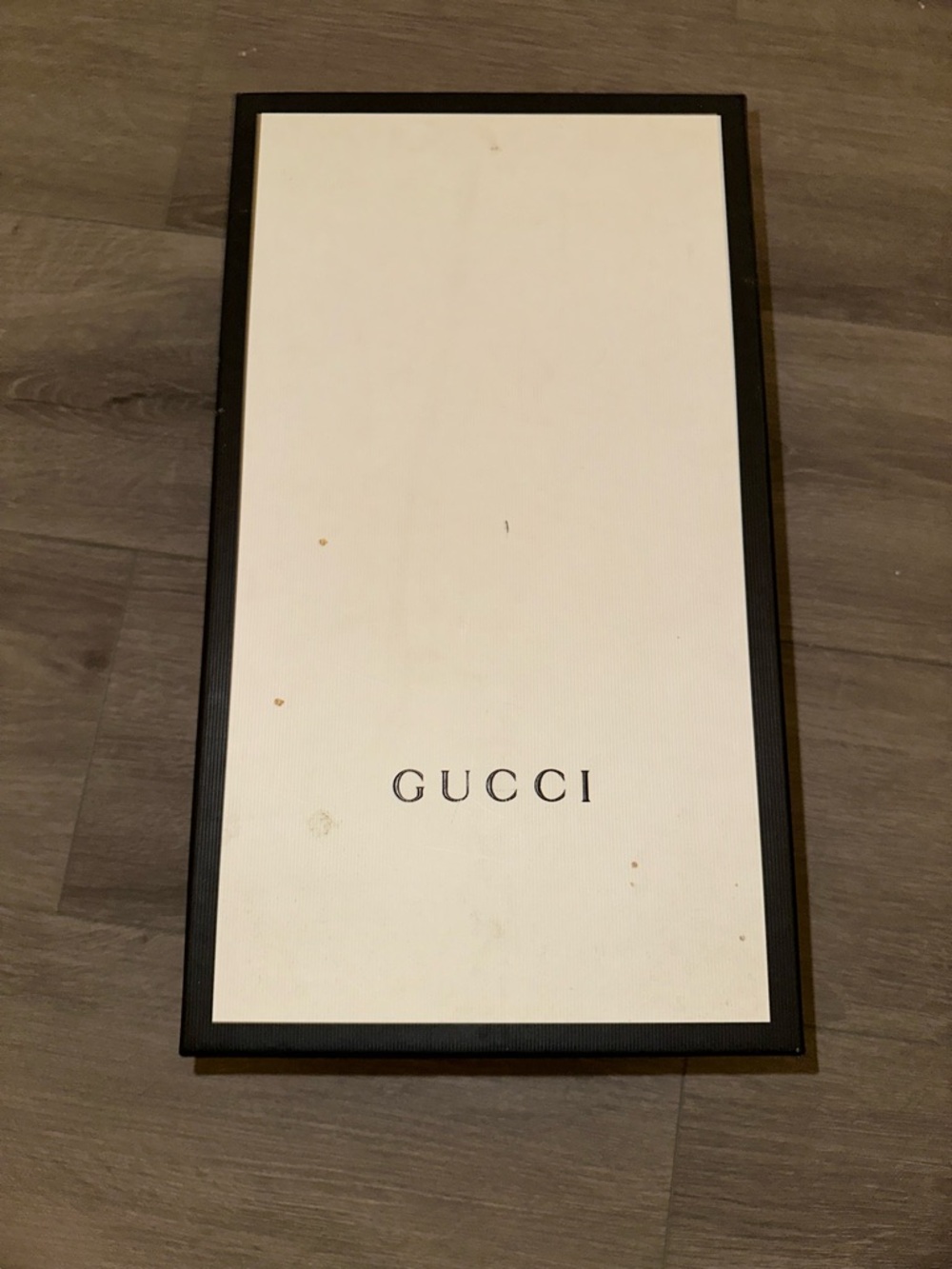Gucci White Leather Sneakers with Red & Orange Accent Logo - Picture 5 of 6